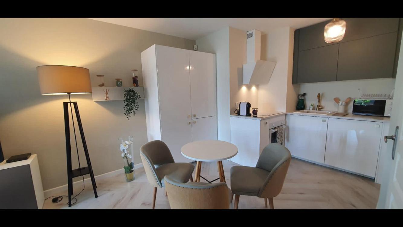 Beautiful Apartment Design Next To The Sea Αντίμπ Εξωτερικό φωτογραφία