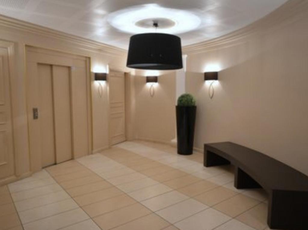 Beautiful Apartment Design Next To The Sea Αντίμπ Εξωτερικό φωτογραφία